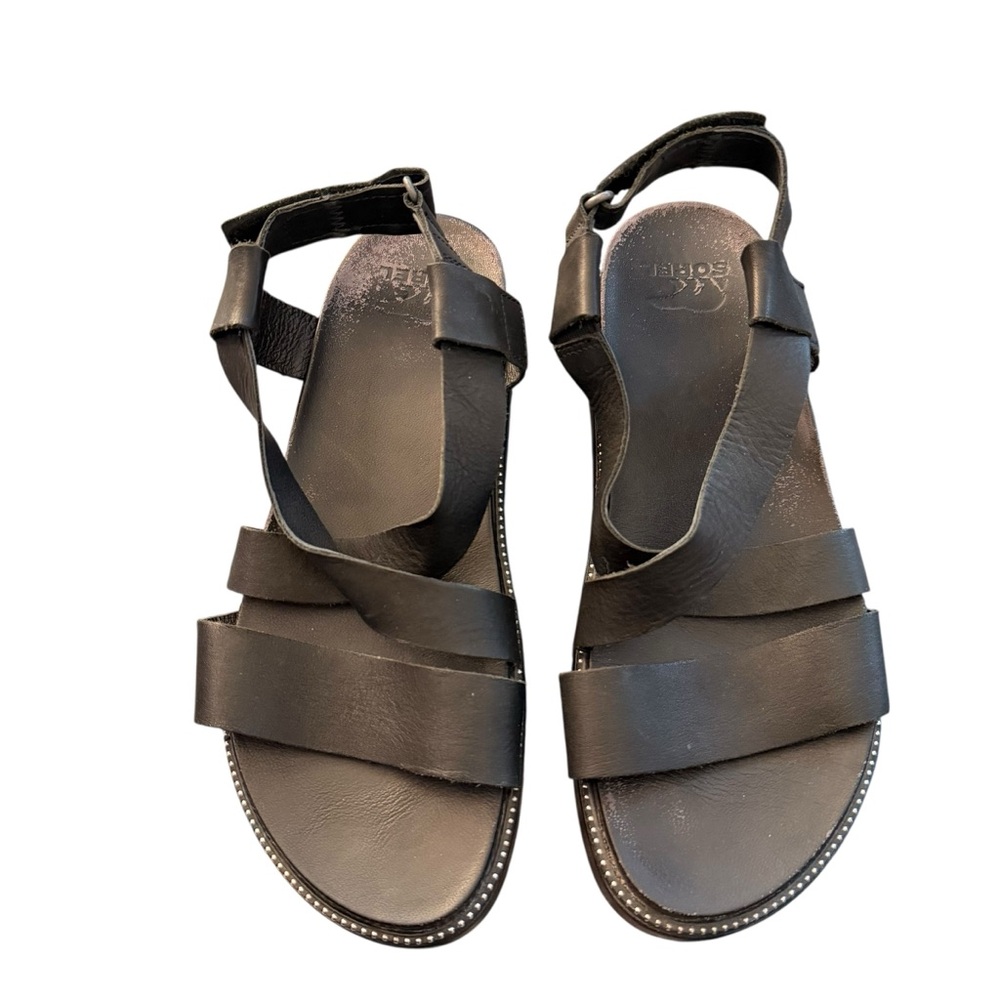 Sorel Black Cross-Strap Platform Studded Athleisure Sandals - Picture 13 of 14